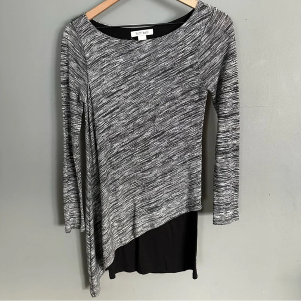 White House Black Market | WHBM‎ Black and Grey Asymetrical Sweater Tunic. XXS